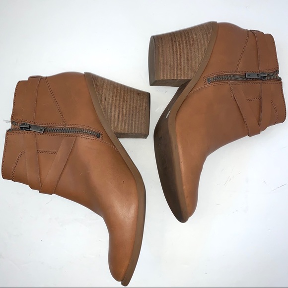 Lucky Brand Camel Tan Faux Leather Bootie Sz 10 - Picture 4 of 14